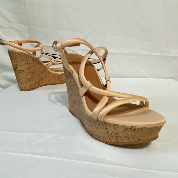 H&M Powder Pink wedges - Picture 2 of 6